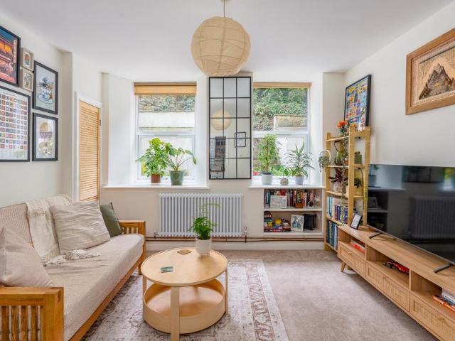 Flat for sale in Tyndall's Park, Feckenham