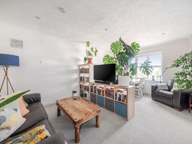 Flat for sale in Streatham, Isle Of Man