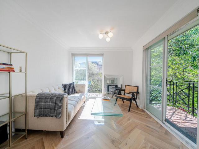 Flat for sale in West Kensington, Greater London