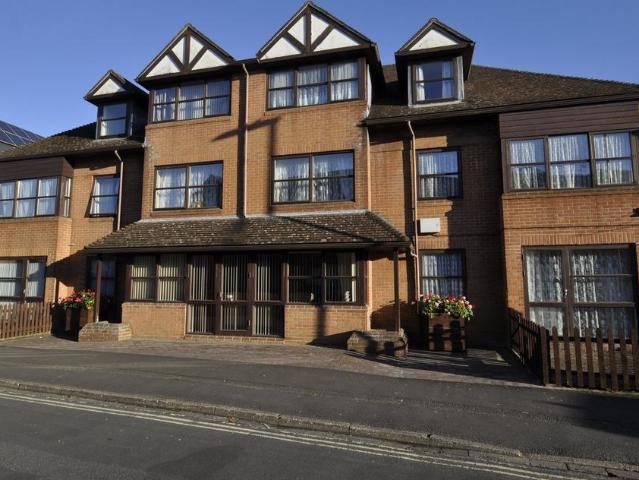 Flat for sale in Ringwood, Ashurst Bridge