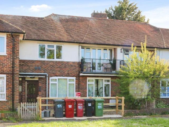 Flat for sale in Slough