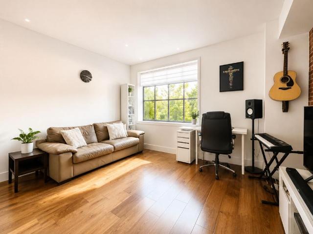 Flat for sale in The Hale, Greater London