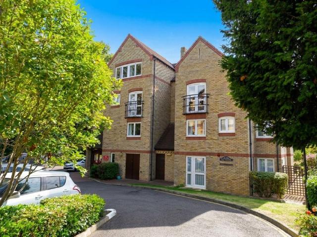 Flat for sale in Newtown, Huntingdonshire