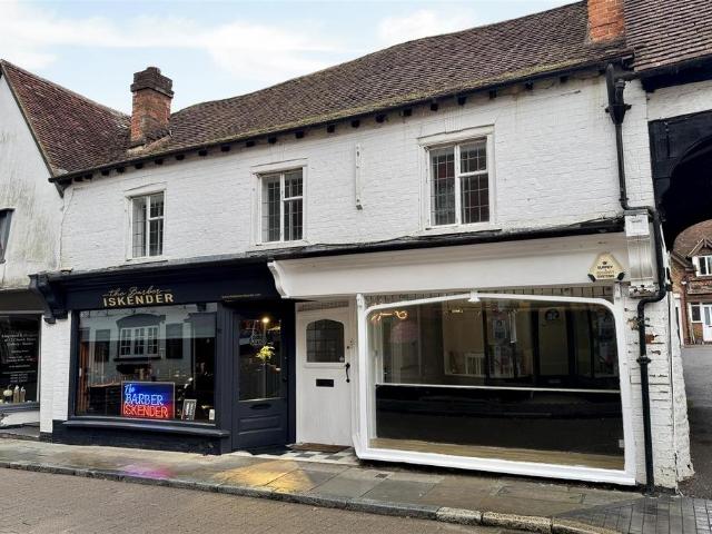 Flat for sale in Holloway Hill, Fole