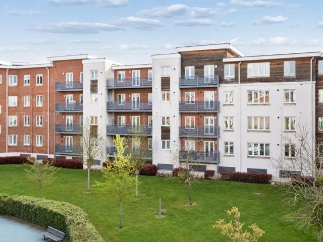Flat for sale in Fishery, Maidenhead