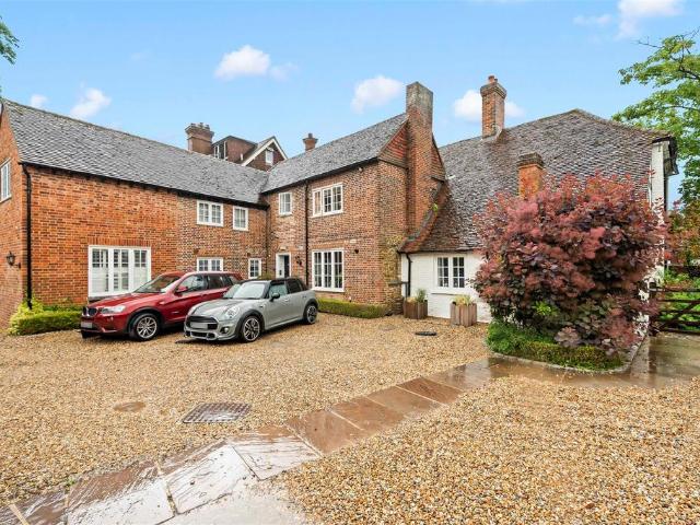 Flat for sale in Bramley, Fole