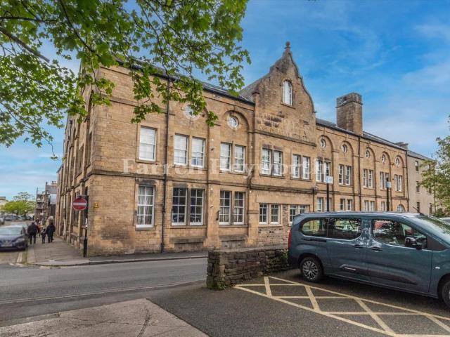 Flat for sale in Aldcliffe, Lancaster