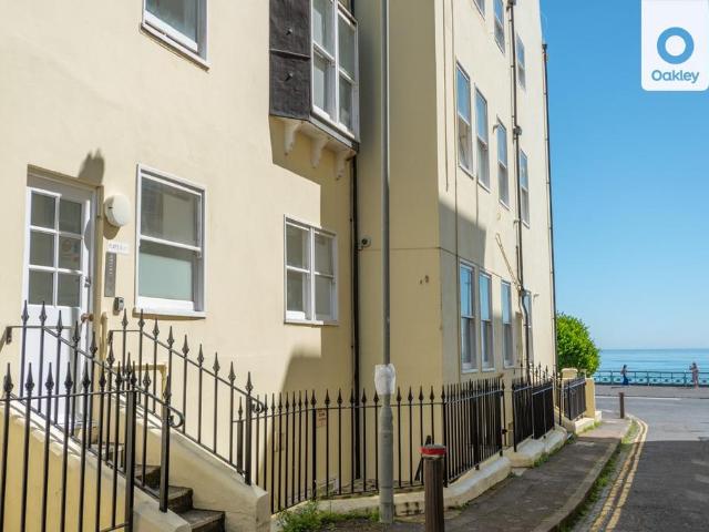 Flat for sale in Kemptown, Brighton & Hove