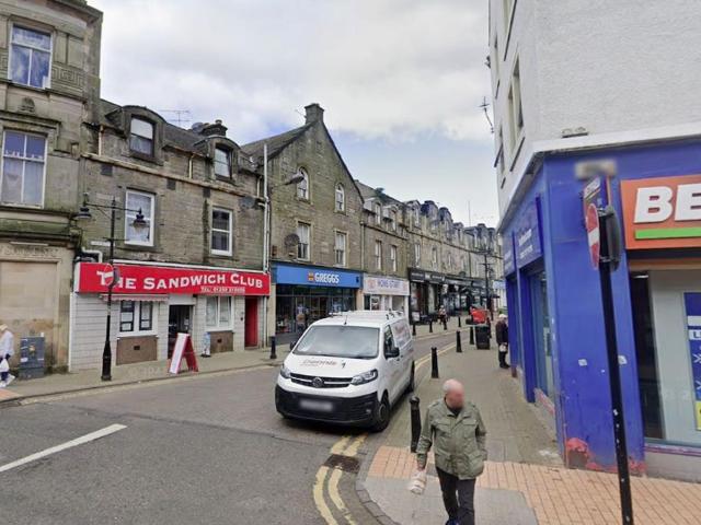 Flat for sale in Alloa, Scotland