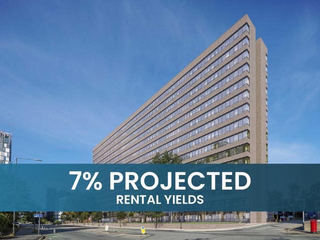 Flat for sale in Stretford, Trafford