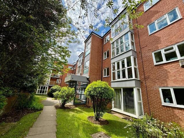 Flat for sale in Georgia, Greater Manchester