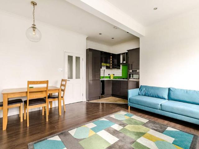Flat for sale in Penge, Isle Of Man