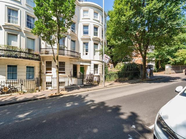 Flat for sale in Brunswick, Brighton & Hove