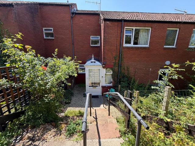 Flat for sale in Wales