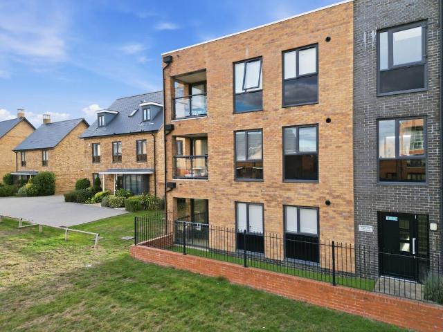 Flat for sale in Whitehouse, Milton Keynes
