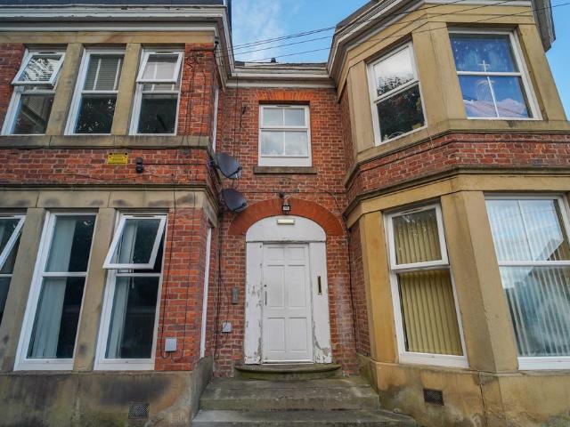 Flat for sale in Dales Brow, Salford