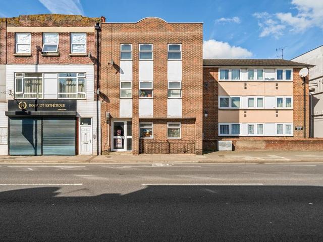 Flat for sale in Buckland, City Of Portsmouth