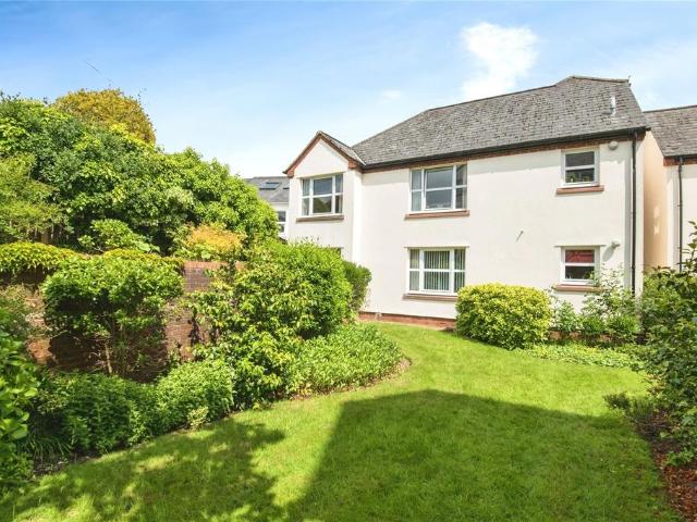 Flat for sale in Budlake, Devon
