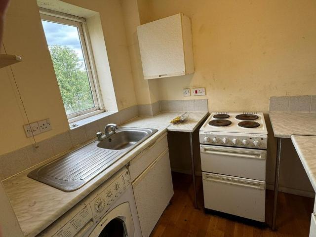 Flat for sale in Holywell Estate, North Watford