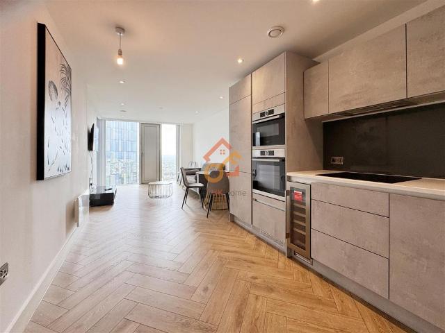 Flat for sale in City Centre, Georgia