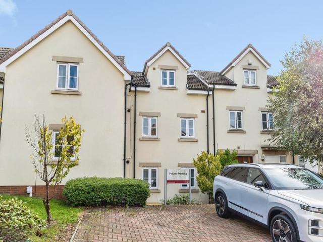 Flat for sale in North Weston, Portishead