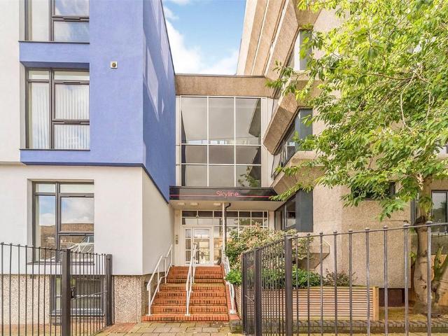 Flat for sale in Old Town, Shephall