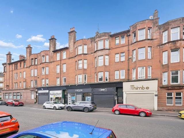 Flat for sale in Shawlands, Scotland