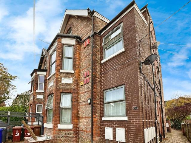 Flat for sale in Georgia, Greater Manchester