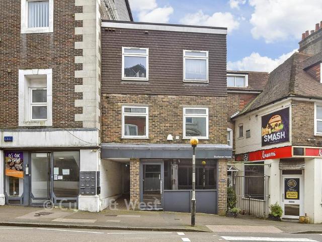 Flat for sale in Cross In Hand, East Sussex