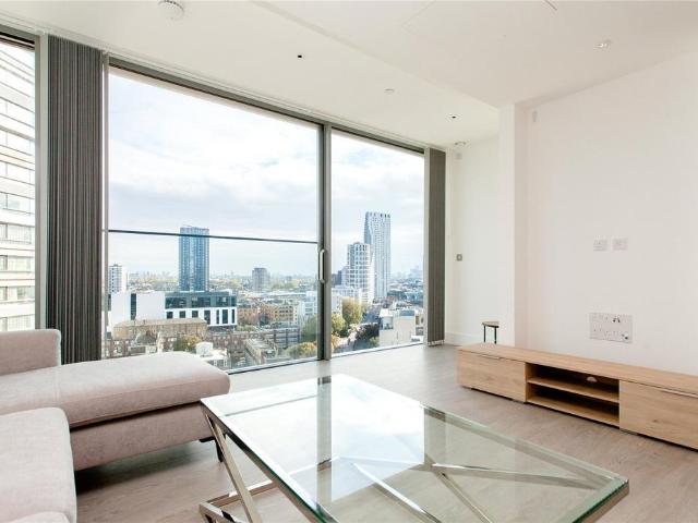 Flat for sale in Finsbury, Greater London