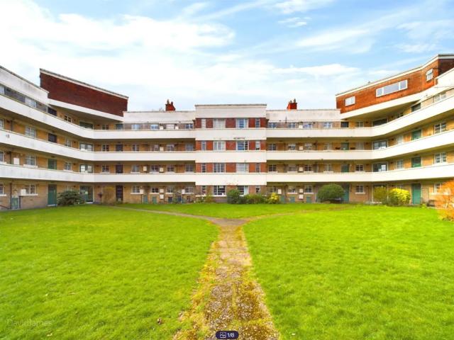 Flat for sale in Haddon, East Midlands
