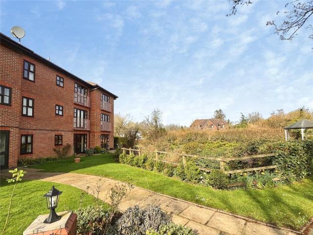 Flat for sale in Priest Down, Hampshire