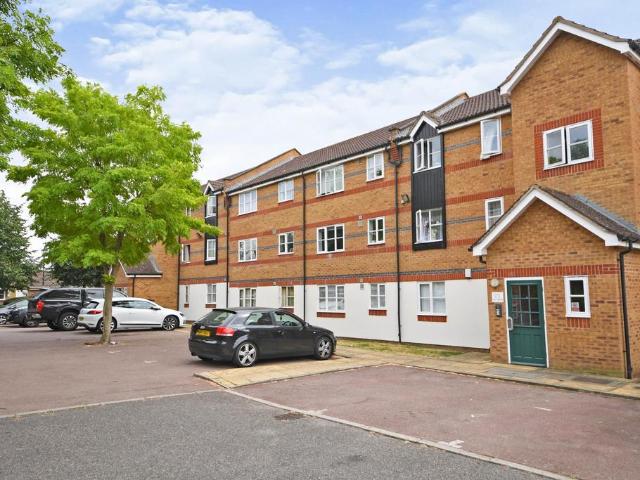 Flat for sale in Enfield Island Village, Greater London