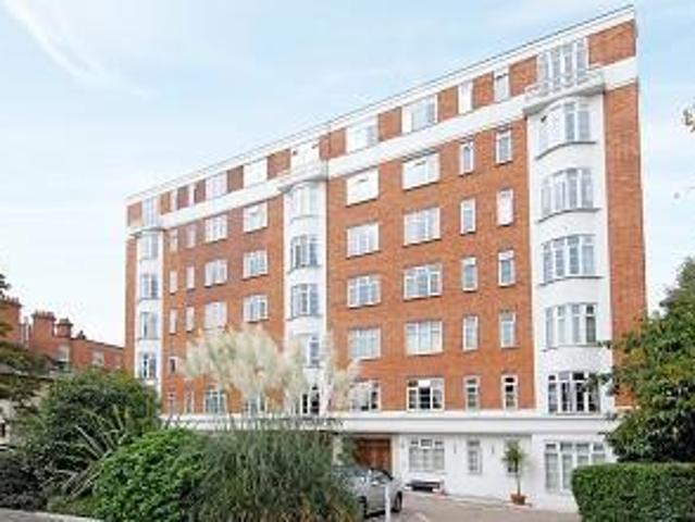Flat for sale in St. John's Wood, Greater London
