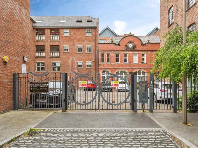 Flat for sale in Newtown, Two Mills
