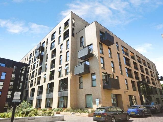 Flat for sale in Moulsham, Chelmsford