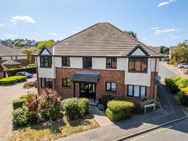 Flat for sale in Milton, Hamerton
