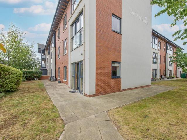 Flat for sale in Helsby, Alvanley