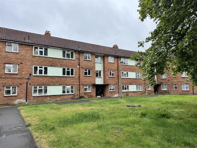 Flat for sale in Clewer Village, Windsor