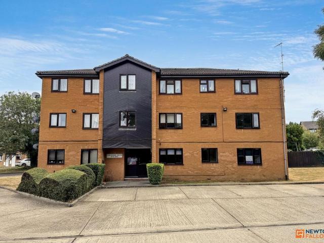 Flat for sale in Old Fletton, Peterborough