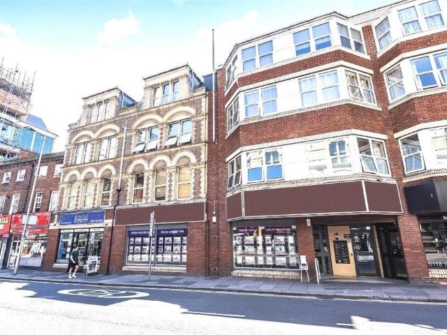 Flat for sale in Reading