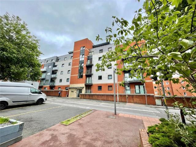 Flat for sale in Avenham, Higher Bartle