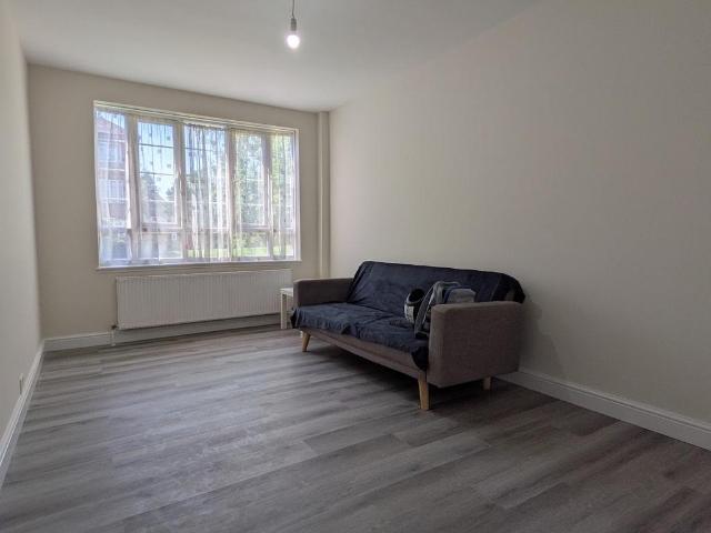Flat for sale in Preston, Greater London