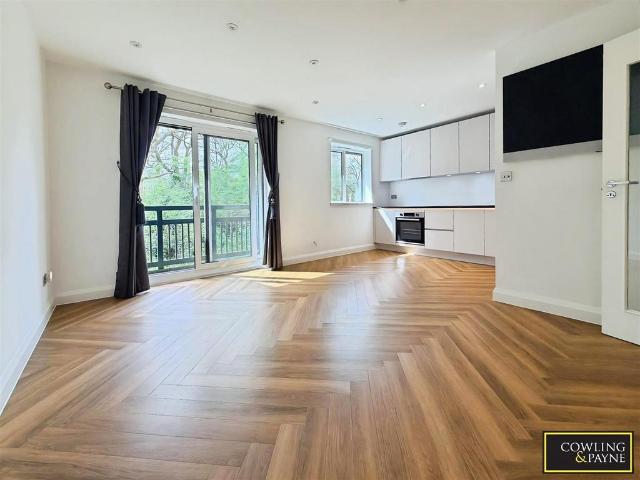 Flat for sale in Hutton, Navestock Side