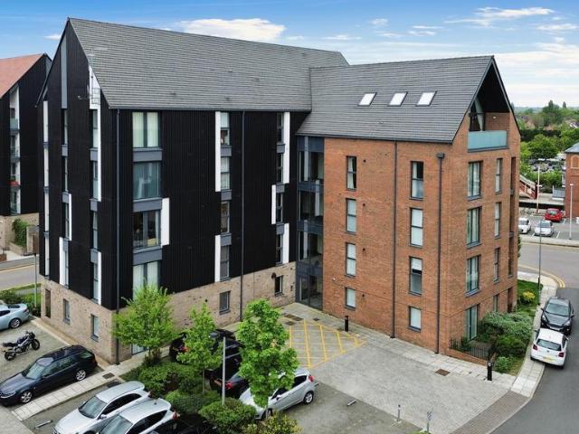 Flat for sale in Stratford-upon-Avon, Alderminster