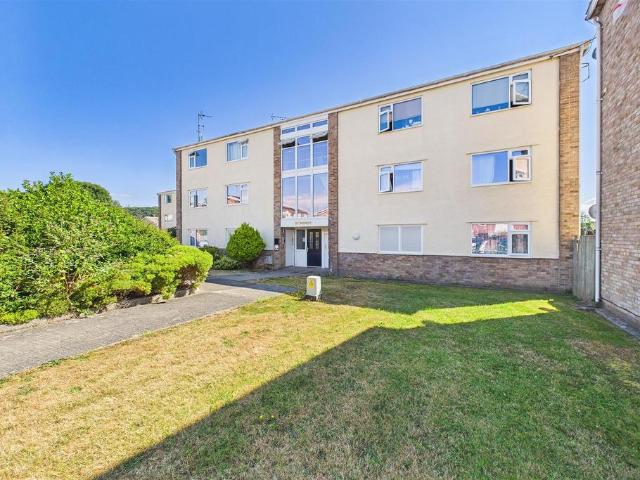 Flat for sale in East Clevedon, Clevedon