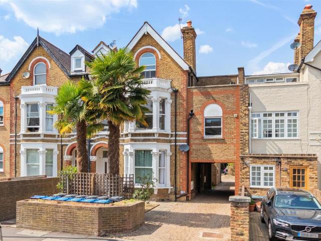 Flat for sale in London Borough of Merton, Greater London