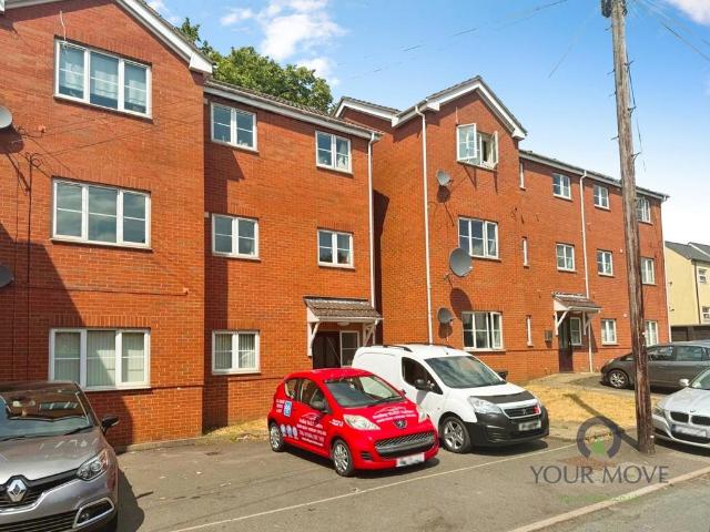 Flat for sale in Dixons Green, West Midlands