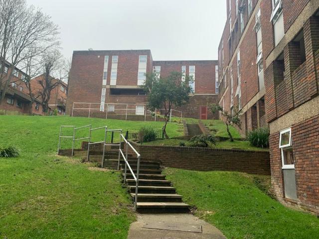 Flat for sale in Farley Hill, Spring Park