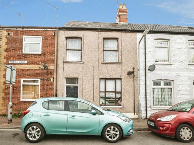Flat for sale in Falcon Lodge, Wales